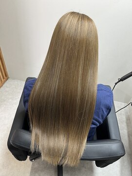 エミール 武蔵小杉店(eMir...) 透け感ベージュ【武蔵小杉/新丸子】