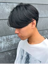 ヒュイル バイ ニアウ(Hwyl by Niau) メンズマッシュセンターパートスパイラルパーマニュアンスパーマ