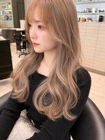 ロンド クラン 岡崎(Lond Clan)&nbsp;透明感たっぷりミルクティーベージュ