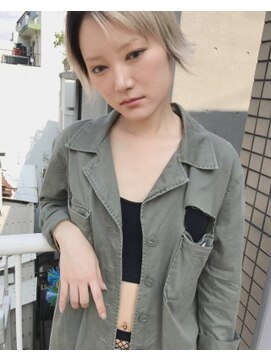 ジーナ(XENA) ホワイトグラデーション