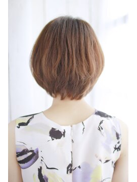 シュシュット(chouchoute) 小顔グラデーションカラーバターブランジュ美髪ダブルバング/063