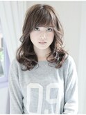☆LOCO☆カジュアルもモテ系も！服装を選ばないふんわりミディ