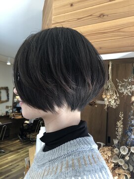 ヘアーデザイン イロ(hair design ILO) ショートボブ