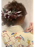 卒業式やパーティーに！ルーズなアップスタイル