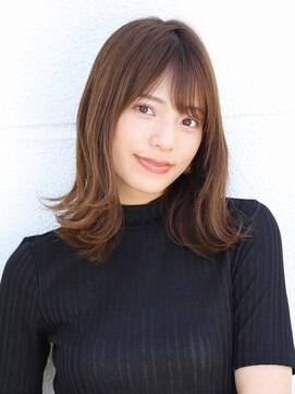 アエラス(Aeolus) シルキー外ハネスタイル