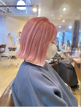 ブリッツ レボ(BLITZ-REVO) あやか流！外はねボブ×ピンクグラデーション