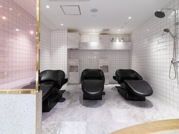 Loom. by Sea #新宿 #韓国ヘア #レイヤーカット #髪質改善【ルーム バイ シー】