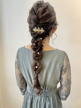 ピノリコ Hair&make pinorico スーパーロングの方には編み下ろしがおすすめ◎