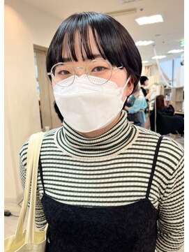 ソソ(soso) 【soso 伊勢田】シースルーショート×黒髪【横浜/ブリーチ】