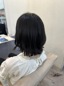 トッカ ヘアアンドトリートメント 難波店 ぱつっとラインが可愛い☆くびれボブ