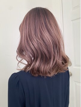 マスカリ(muscali) ピンクベージュメルティカラー/ウェーブミディアム/表参道