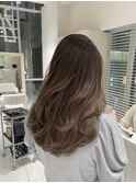 グレージュ/ロングレイヤー/トリートメント/似合わせカット