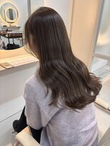 シダ(sida SAIIN)&nbsp;20代30代ほんのりくすみ感ベージュ