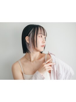 透明感カラーで今までにない自分に出会える☆ハイトーンでもダメージレスで艶感のある仕上がりに♪