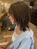 ヌビラ(Nubira)&nbsp;ミディアムヘア顔周りレイヤー/ウルフカット/西千葉