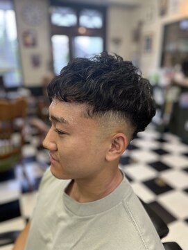 理容室メンツクラブ(MEN`TU CLUB) スペインカール