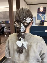 ラパンセ ブラン(LA PENSEE BRUN)&nbsp;【LAPENSEE _INOUE】ふわっと編みおろしヘア