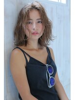 外国人ウェーブボブ