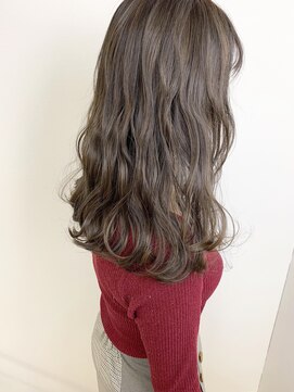 ヘアー アトリエ アンジー(Hair Atelier Angee) ブリーチありのハイライトグレージュカラー