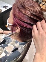 コエバイロゼオ(coe by Roseo)&nbsp;ピンクインナー　前下がりボブ