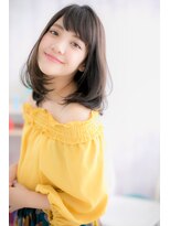 ミック 日暮里店(miq)&nbsp;くすみカラーで肌色キレイ！斜めバングｘワンカールミディb1