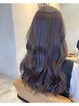 ラボヌール ヘアーウル 春日部西口店(La Bonheur hair heureux) 透明感カラーサラツヤロングヘア