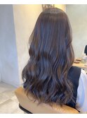 透明感カラーサラツヤロングヘア