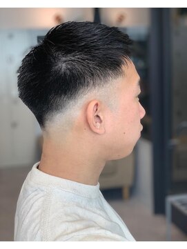 エイト 池袋店(EIGHT ikebukuro) スキンフェード@富澤翼