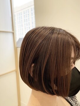 ジ オスカー(THE OSCAR) 【THE OSCAR 井上】大人の艶ボブ×デザインカラー