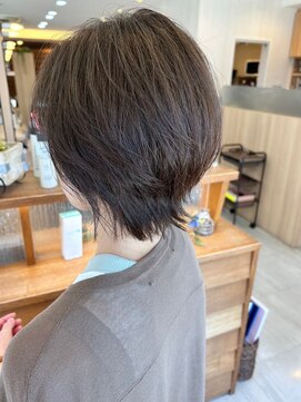 ヘアーメイクポリッシュ 久世店 くびれショート/シアーベージュ/白髪ぼかし