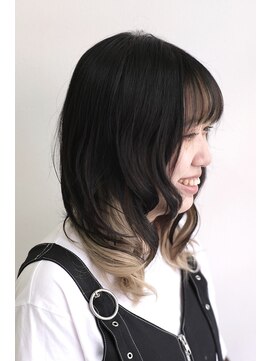 ラファミリア(la famiglia) セミディスコスタイル