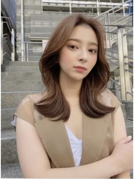 マシェリー バイ ロンド 金山(Ma cherie by Lond) 髪質改善インナーカラー前髪カット韓国ダブルカラー