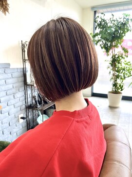 リープ(leap hair) ぱつっとボブ