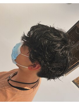 ヴィ 大宮(Vii) ダークアッシュ/カルマパーマ/アッシュブラック[メンズ/大宮]