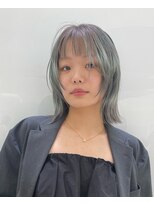 ヴァーディ オモテサンドウ(Vardy omotesando)&nbsp;表参道ブリーチカラー・グレー・ハイトーンブルー・エンドカラー