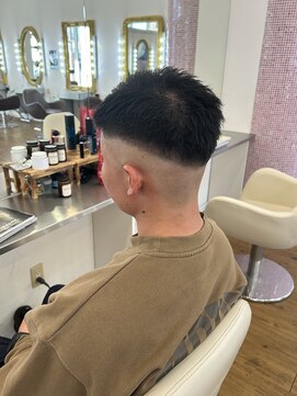 コワファースト 別府 スキンフェード