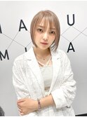 ハイトーンボブ/切りっぱなし/ミルクティーベージュ/ブリーチ