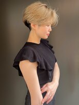 ラウンジ モリオ イケブクロ(Lounge MORIO Ikebukuro) 【morio】刈り上げ女子　センターパート　前下がり♪
