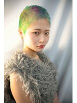 キジ(KIJI)&nbsp;バズカット/坊主女子/刈り上げ女子/ハイトーン/ミックスカラー