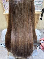 コレ(CoRE)&nbsp;お悩みを活かす☆白髪活かしのうる艶ロング