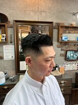 アールズ ヘア(R's hair)&nbsp;MEN’S HAIR/サーフカール/刈り上げセンターパート/印西