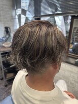 ラスター(LUSTER)&nbsp;透明感抜群のシルバーベージュハイライト