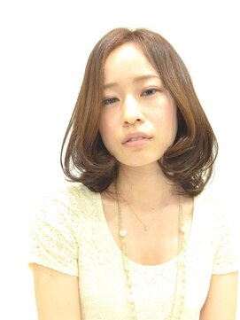 モリ(mori) 大人かわいい　×　ナチュラル
