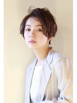 コリーナ(collina) 【collina代官山】kikuchi サイドパートのショートボブ A