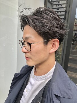 ヘアー アイス ルーチェ(HAIR ICI LUCE) 好印象ヘア センターパート 刈り上げ 黒髪パーマ 担当 井上