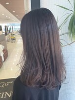 ★岡田有加★20代30代/白髪ぼかしハイライト×ミディアム