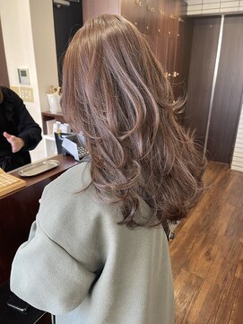 レイラバイアフロート 吉祥寺(Lila by afloat) 後ろ姿美人に見えるウルフカットくびれヘア