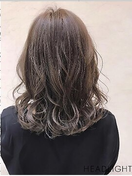 アーサス バイ ヘッドライト 盛岡店(ursus by HEADLIGHT) ミディアムレイヤーグレーベージュデジタルパーマイメチェン小顔