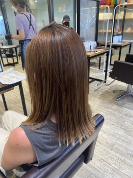 トレ(tre.) 甲子園口/髪質改善/白髪染め/ショート/酸性ストレート/美容室