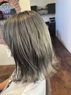 ソルグランデ 橋本店(SOL GRANDE) 透明感!エメラルドグリーン